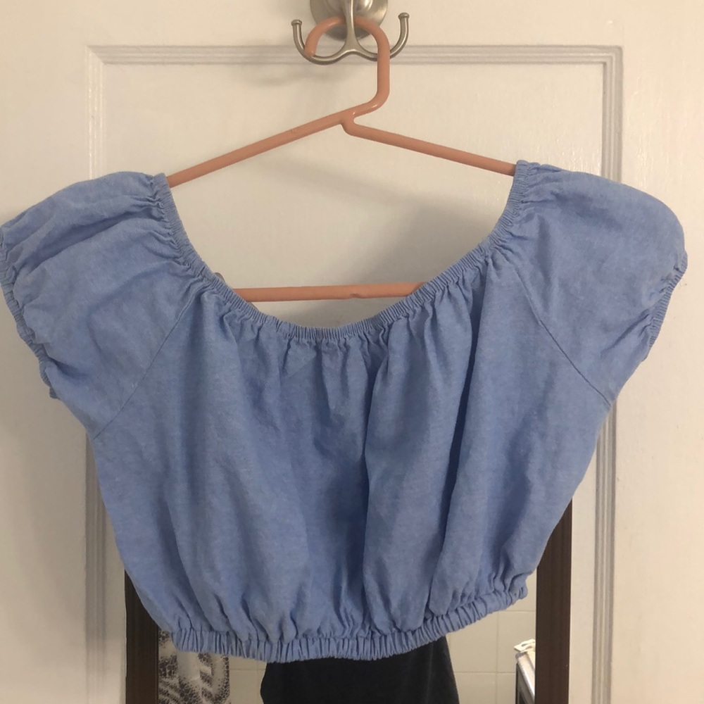 Blue blousey crop top
